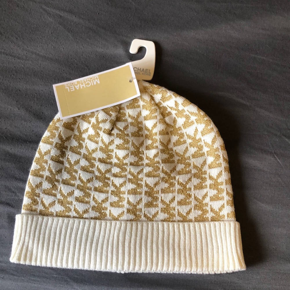 NWT Michael Kors gold and cream beanie